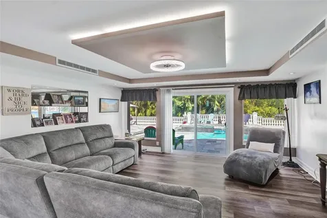 10831 SW 51st Court Davie FL 33328