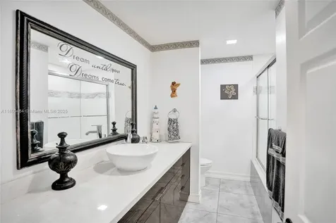 10831 SW 51st Court Davie FL 33328