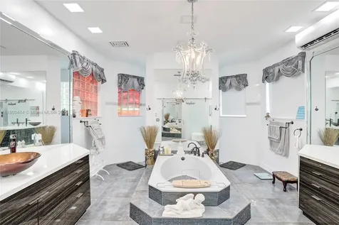 10831 SW 51st Court Davie FL 33328