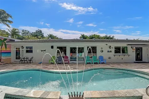 10831 SW 51st Court Davie FL 33328