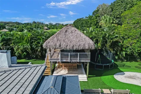 10831 SW 51st Court Davie FL 33328