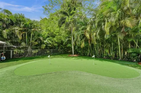 10831 SW 51st Court Davie FL 33328