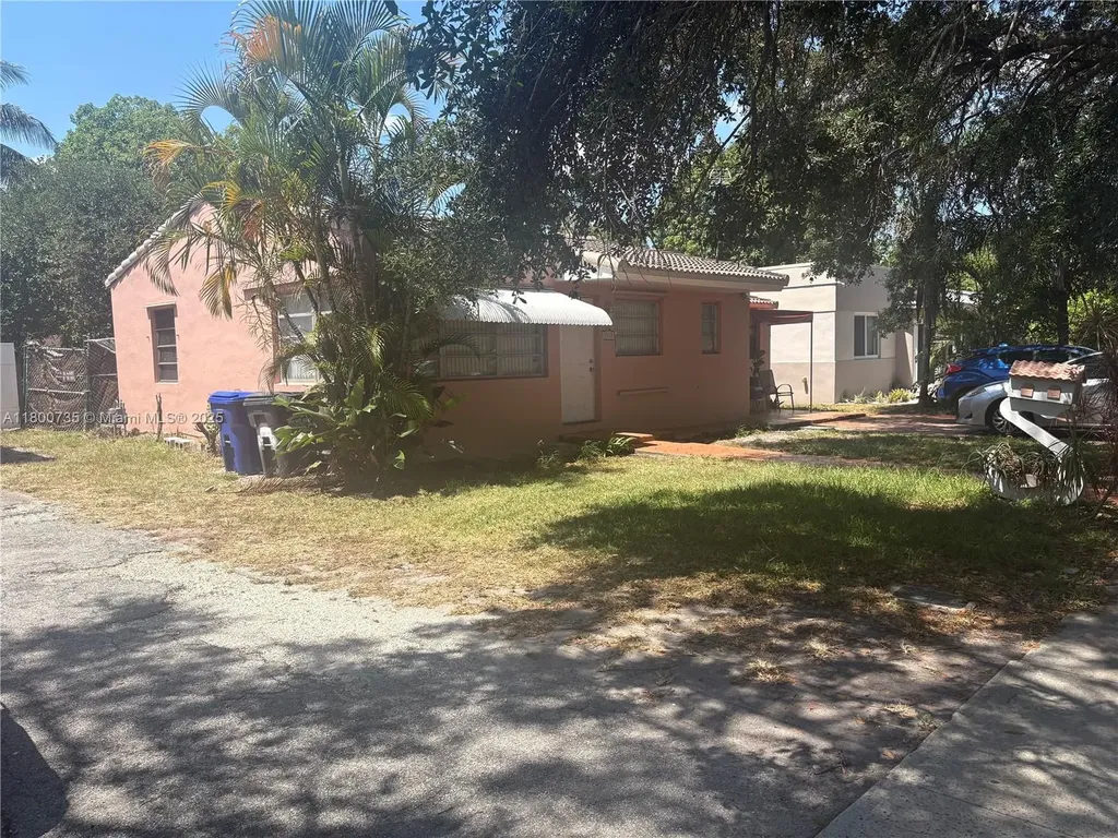 2530 Washington Street Hollywood FL 33020