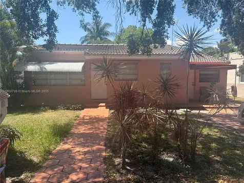 2530 Washington Street Hollywood FL 33020