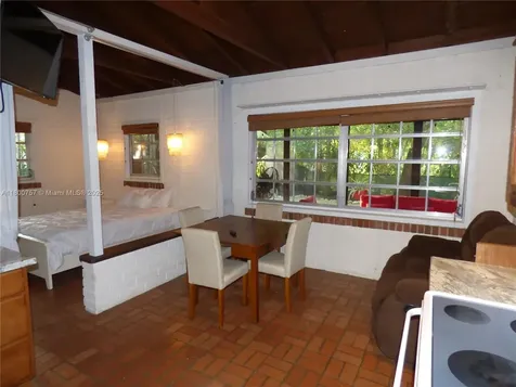 5858 SW 80th Street South Miami FL 33143