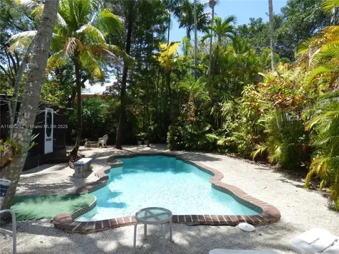 5858 SW 80th Street South Miami FL 33143