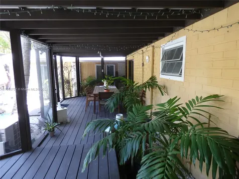 5858 SW 80th Street South Miami FL 33143
