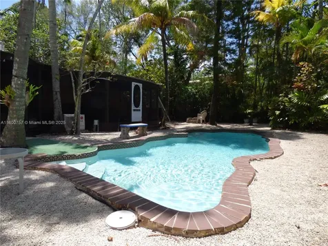 5858 SW 80th Street South Miami FL 33143