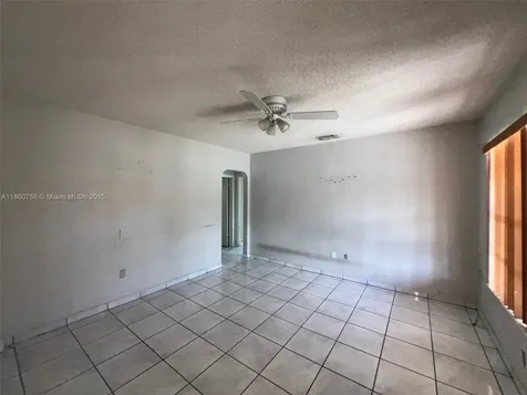 3035 NW 100th Street Miami FL 33147