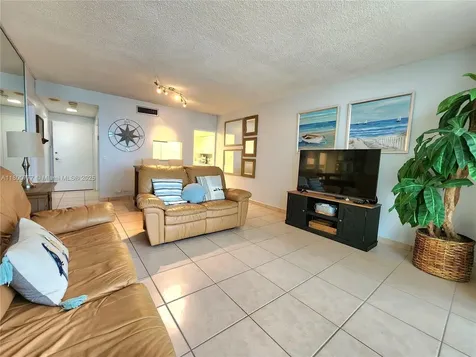 3505 S Ocean Drive Hollywood FL 33019