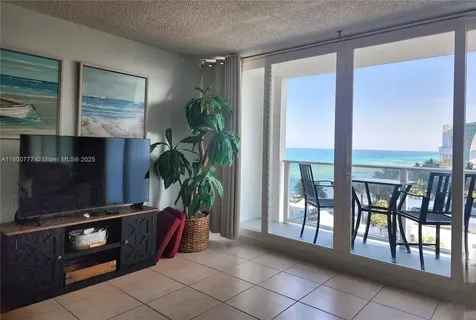 3505 S Ocean Drive Hollywood FL 33019