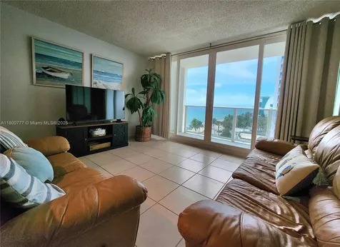 3505 S Ocean Drive Hollywood FL 33019