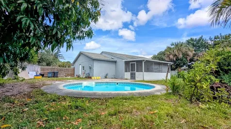 4878 Messana Terrace Lake Worth FL 33463
