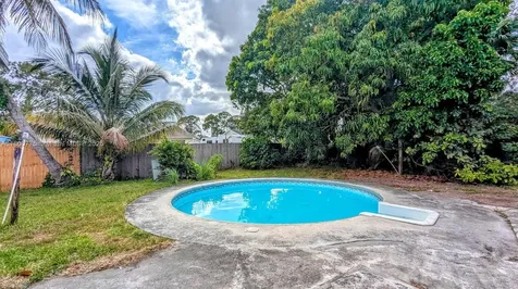 4878 Messana Terrace Lake Worth FL 33463