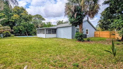 4878 Messana Terrace Lake Worth FL 33463