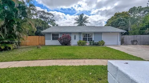 4878 Messana Terrace Lake Worth FL 33463