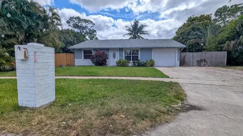 4878 Messana Terrace Lake Worth FL 33463