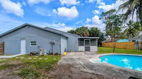4878 Messana Terrace Lake Worth FL 33463