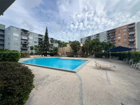 1470 NE 125th Terrace North Miami FL 33161