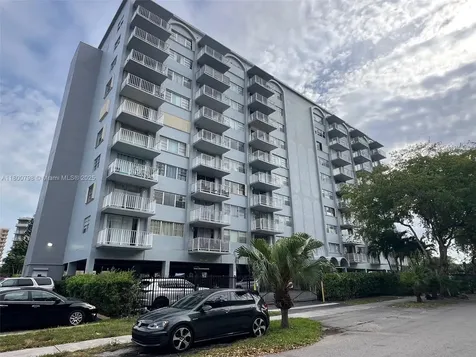 1470 NE 125th Terrace North Miami FL 33161
