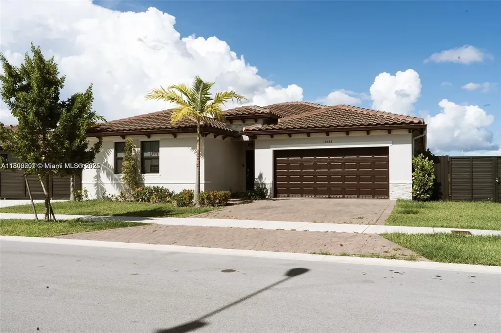 12833 SW 226th Street Miami FL 33170