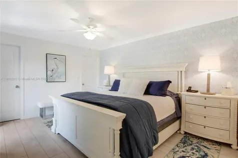 825 Center Street Jupiter FL 33458