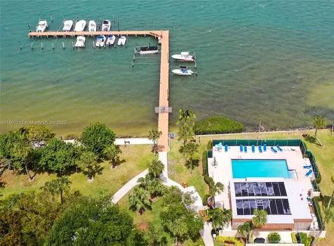 825 Center Street Jupiter FL 33458