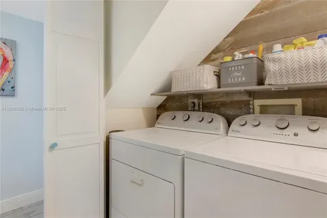 825 Center Street Jupiter FL 33458