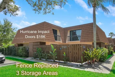 825 Center Street Jupiter FL 33458