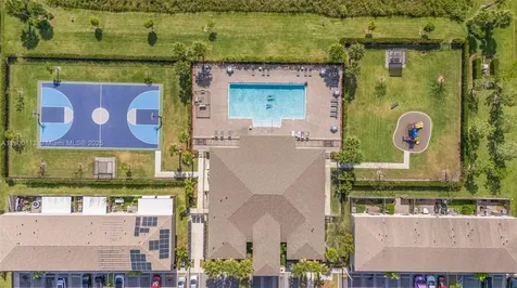 550 NE 4th Avenue Florida City FL 33034