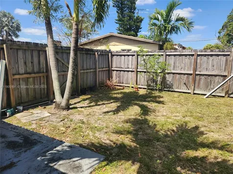 1011 NE 196th Street Miami FL 33179