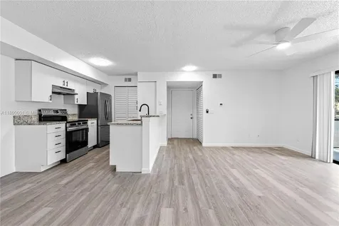 2094 Arbour Walk Naples FL 34109