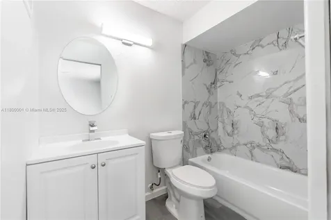 2094 Arbour Walk Naples FL 34109