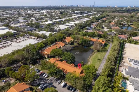2094 Arbour Walk Naples FL 34109