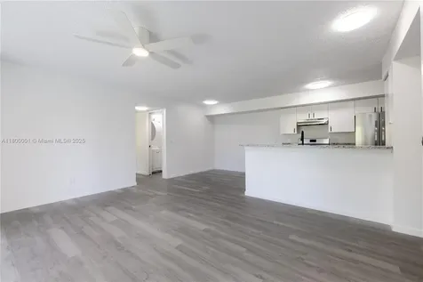 2094 Arbour Walk Naples FL 34109
