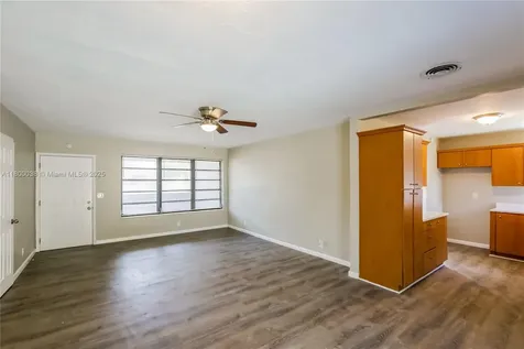 311 NW 42nd Street Deerfield Beach FL 33064