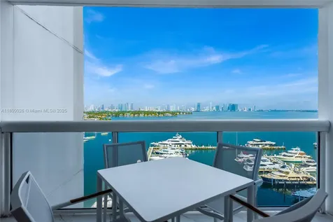 1800 Sunset Harbour Drive 1202/4 Drive Miami Beach FL 33139