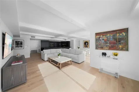 1800 Sunset Harbour Drive 1202/4 Drive Miami Beach FL 33139