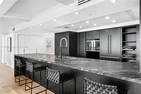 1800 Sunset Harbour Drive 1202/4 Drive Miami Beach FL 33139