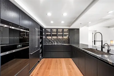 1800 Sunset Harbour Drive 1202/4 Drive Miami Beach FL 33139