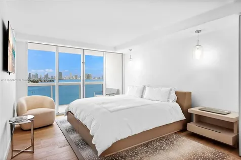 1800 Sunset Harbour Drive 1202/4 Drive Miami Beach FL 33139
