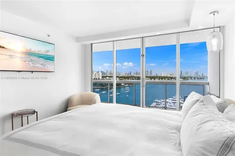 1800 Sunset Harbour Drive 1202/4 Drive Miami Beach FL 33139