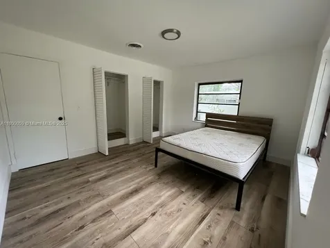 14825 Garden Drive Miami FL 33168
