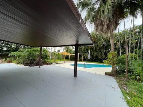 14825 Garden Drive Miami FL 33168