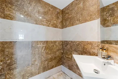 801 Brickell Key Boulevard Miami FL 33131