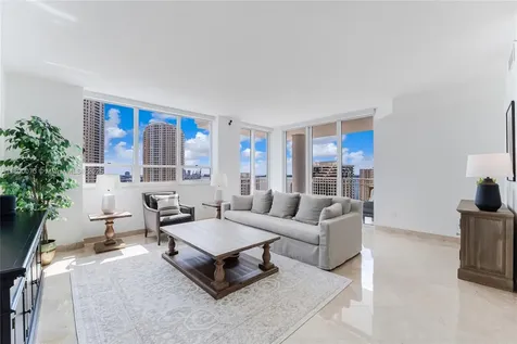 801 Brickell Key Boulevard Miami FL 33131