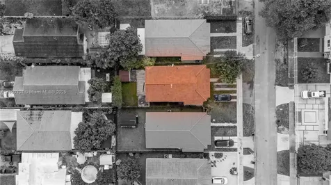 6723 SW 13th Terrace Miami FL 33144