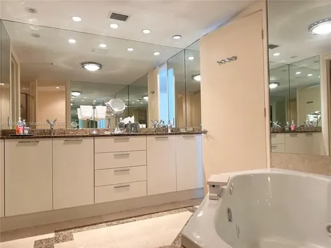 18911 Collins Avenue Sunny Isles Beach FL 33160