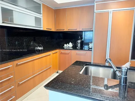 18911 Collins Avenue Sunny Isles Beach FL 33160