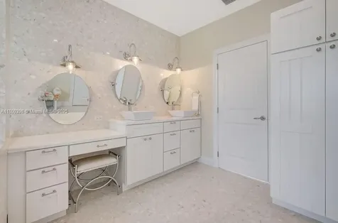 162 Bayview Drive Islamorada FL 33036